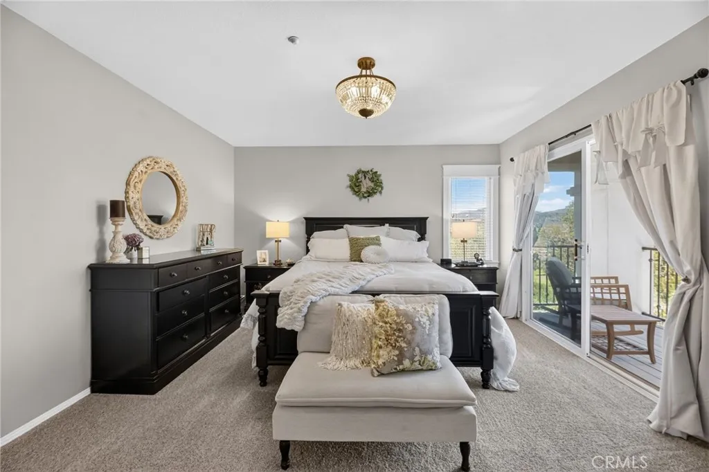 https://cdn.realtyfeed.com/cdn/127/306758708/b2ae3ef02aeef690ace59493016a9263.webp