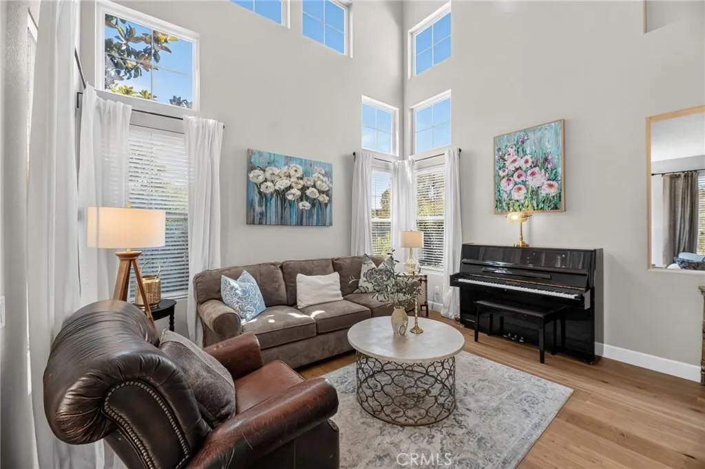 https://cdn.realtyfeed.com/cdn/127/306758708/f8dcee5923f8ea905aef72d632a945f8.webp