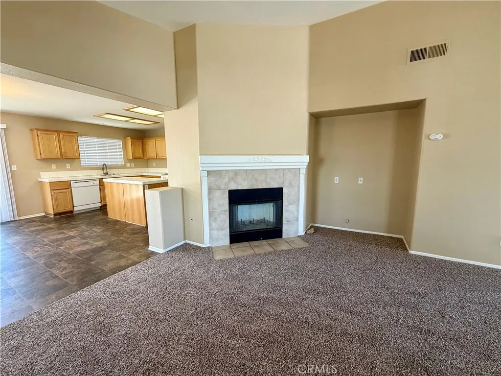 13579 Winewood, Victorville, CA 92392 - Photo 5 of 15, Victorville, CA