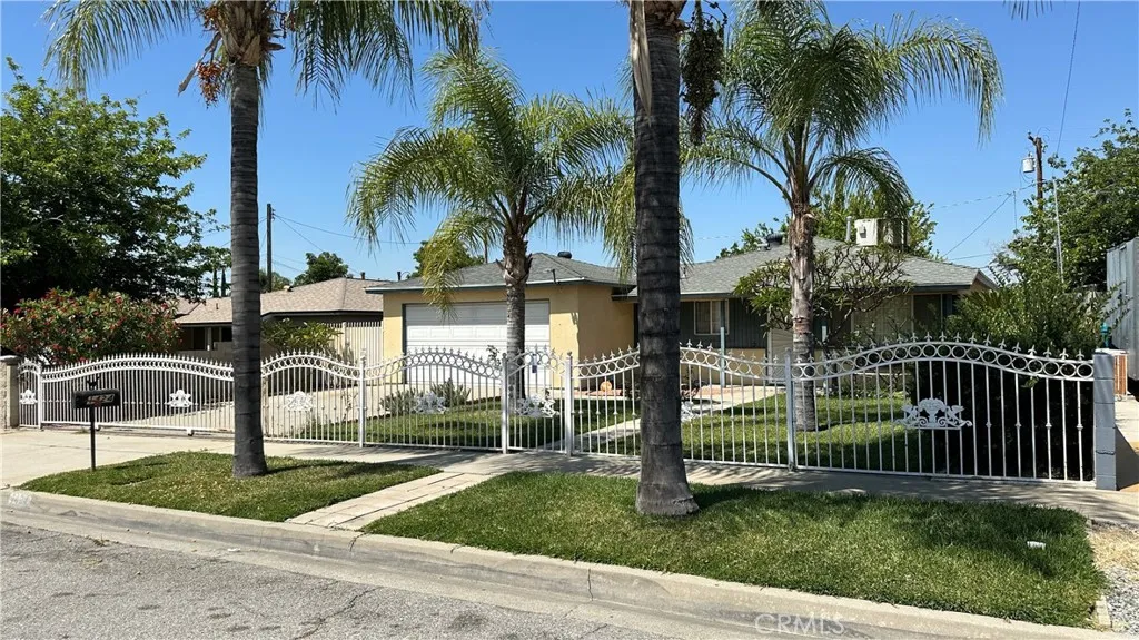 1424 Lynwood Way, Highland, CA 92346 - Photo 2 of 25, Highland, CA
