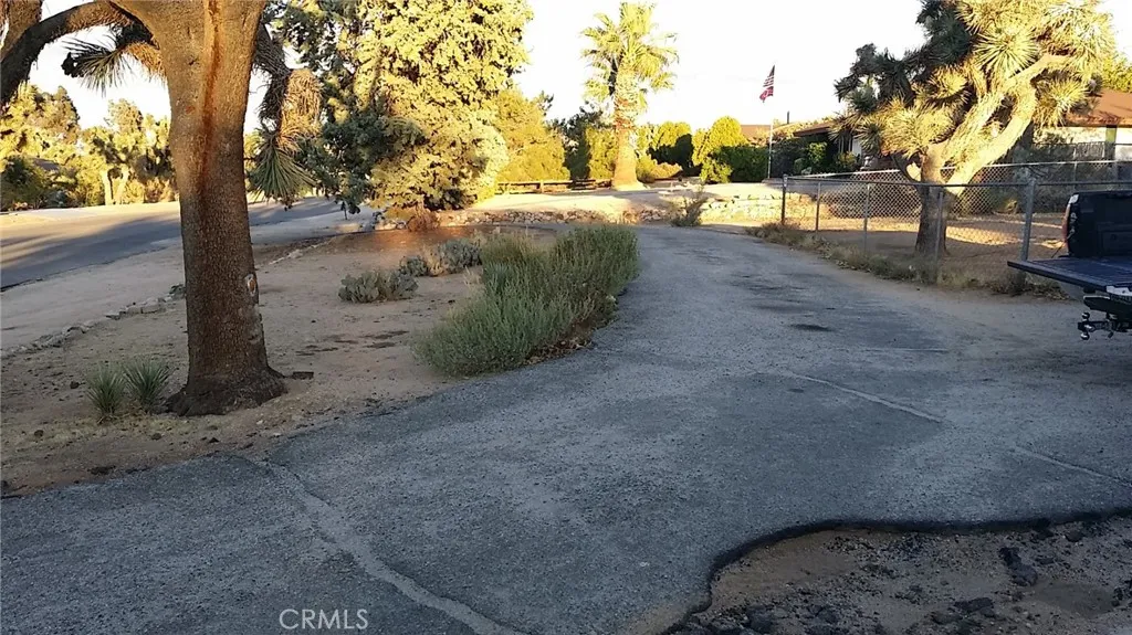 56633 Bonanza, Yucca Valley, CA 92284 - Photo 2 of 8, Yucca Valley, CA