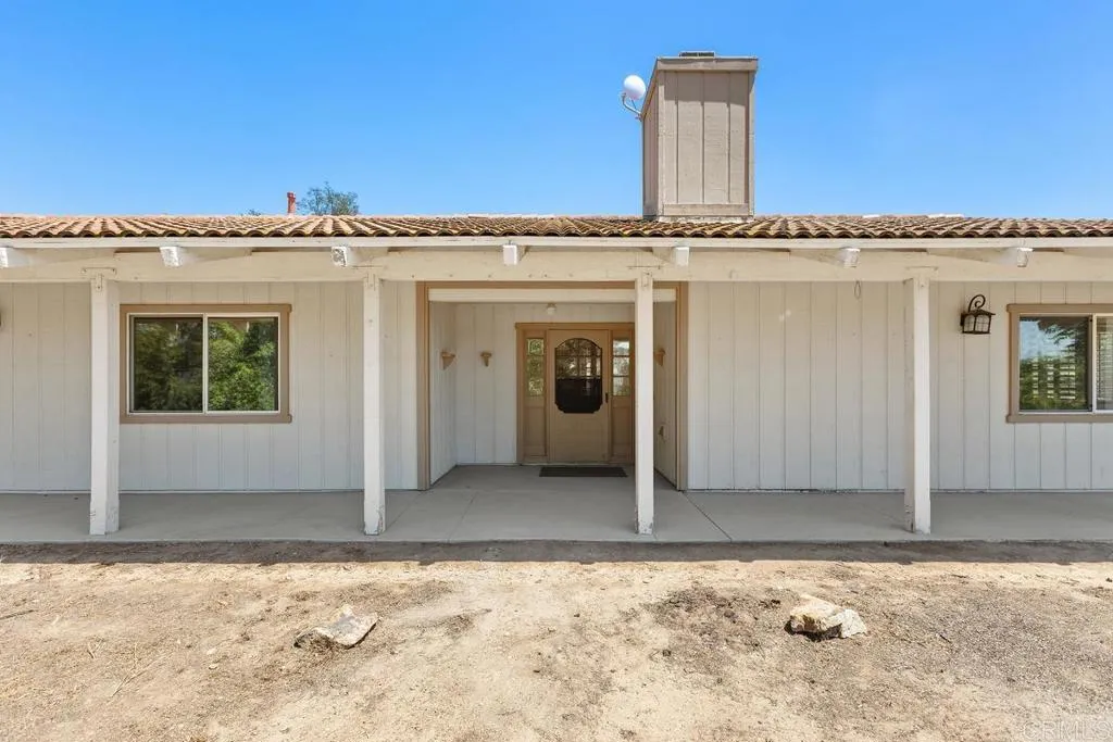 5434 Rainbow Heights Road, Fallbrook, CA 92028 - Photo 4 of 42, Fallbrook, CA