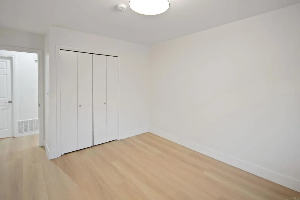 https://cdn.realtyfeed.com/cdn/127/306758882/3ff4176dea66c77193d2ffa7eb03c587.webp