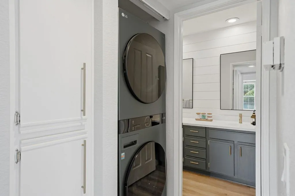 https://cdn.realtyfeed.com/cdn/127/306758943/88282dfaa63d831b70f5e05415808bd3.webp