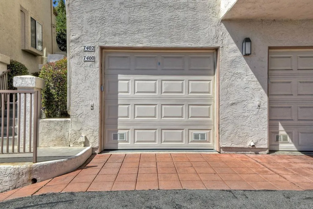 https://cdn.realtyfeed.com/cdn/127/306758955/c1e2167efe45964b0d0550cee67b55d8.webp