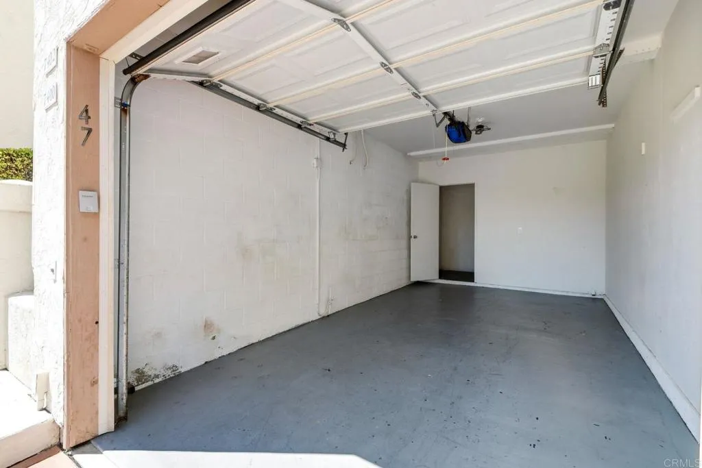 https://cdn.realtyfeed.com/cdn/127/306758955/cb8fbc4ad99b82fb7995f5e39870c192.webp