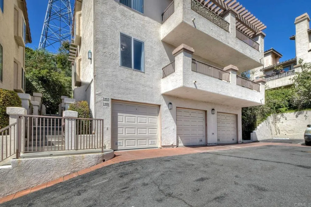 https://cdn.realtyfeed.com/cdn/127/306758955/e6fb56d85c14e330a0f651cbd0ebc619.webp