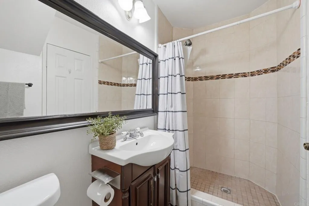 https://cdn.realtyfeed.com/cdn/127/306758980/8cf3ffd6b670140cab01464a931b3022.webp