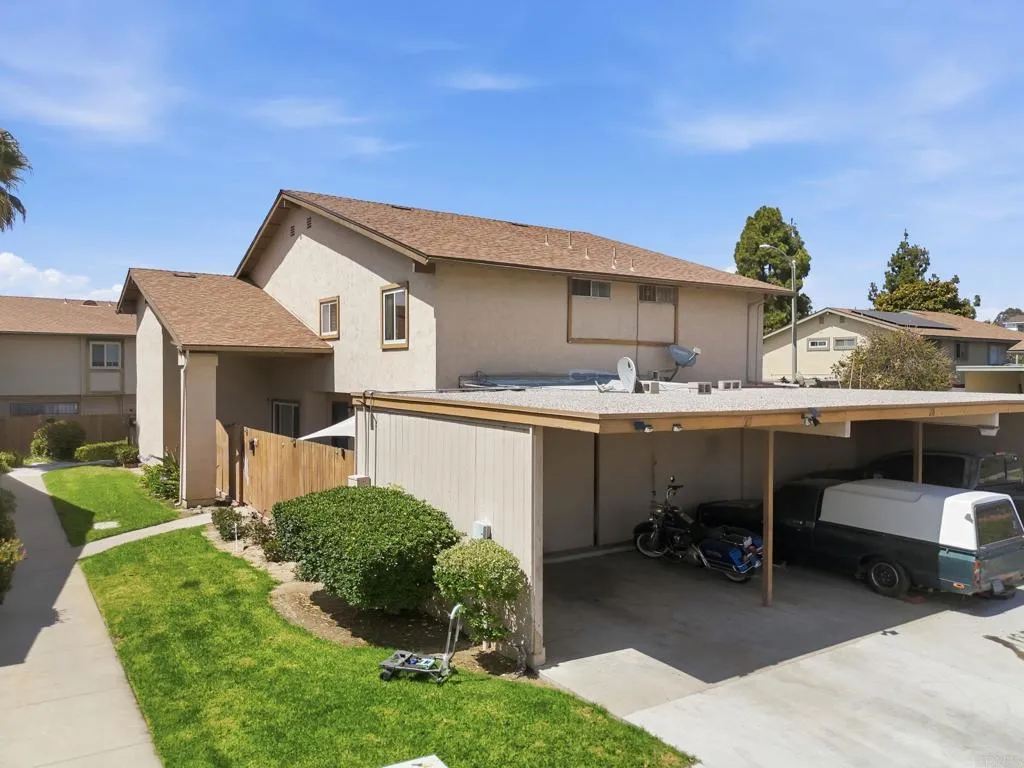 https://cdn.realtyfeed.com/cdn/127/306758980/f9799dff7b81c3b1a6c81bb45deb5a96.webp