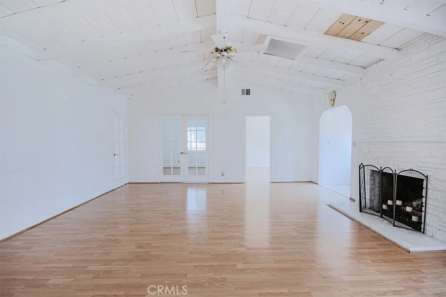 9381 Nichols Drive, Garden Grove, CA 92841 - Photo 5 of 33, Garden Grove, CA