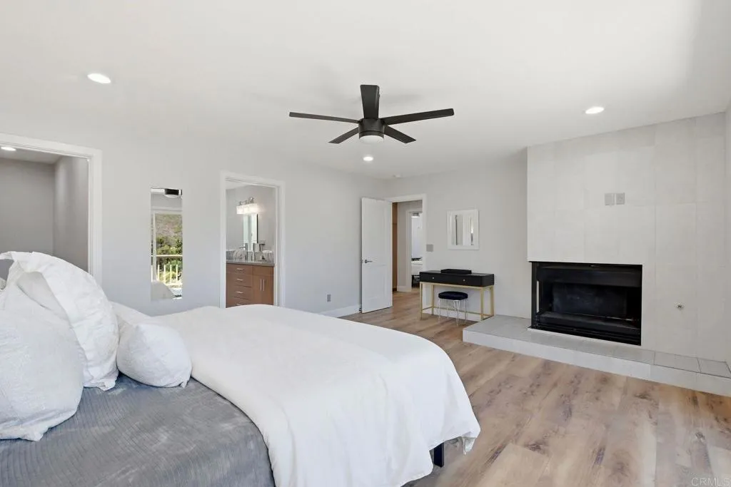 https://cdn.realtyfeed.com/cdn/127/306759004/49caf6bafae349cb57c2e26fc25f87f5.webp
