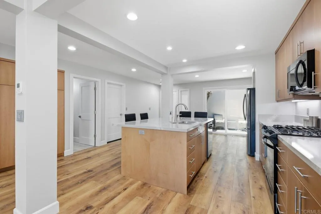 https://cdn.realtyfeed.com/cdn/127/306759004/e5a0c09105f508d3b7a913d706a10620.webp