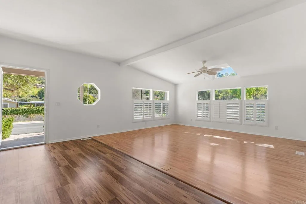 https://cdn.realtyfeed.com/cdn/127/306759013/a40528450226640e2c04f803d4e36fbc.webp