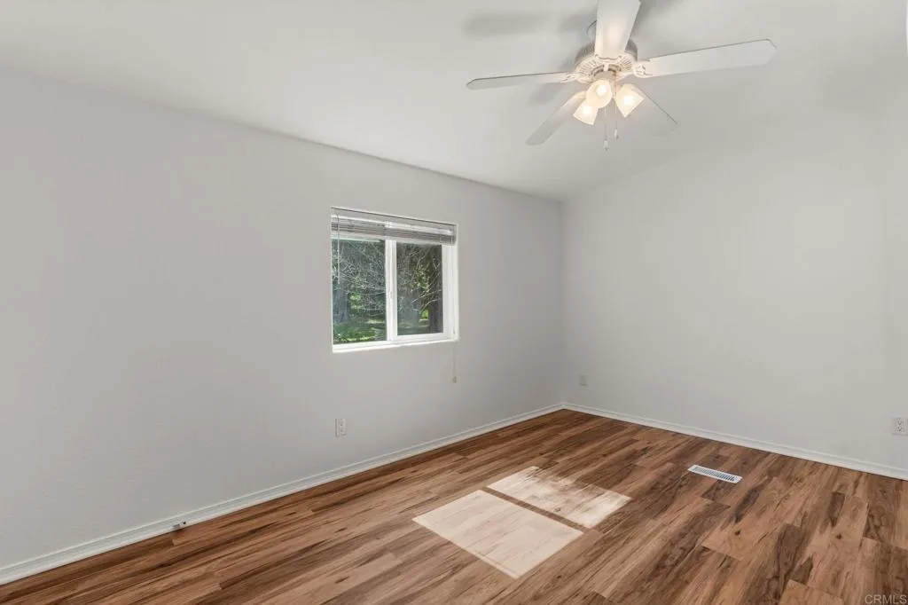 https://cdn.realtyfeed.com/cdn/127/306759013/eddcdd43e4330135ab85c80d175330f0.webp