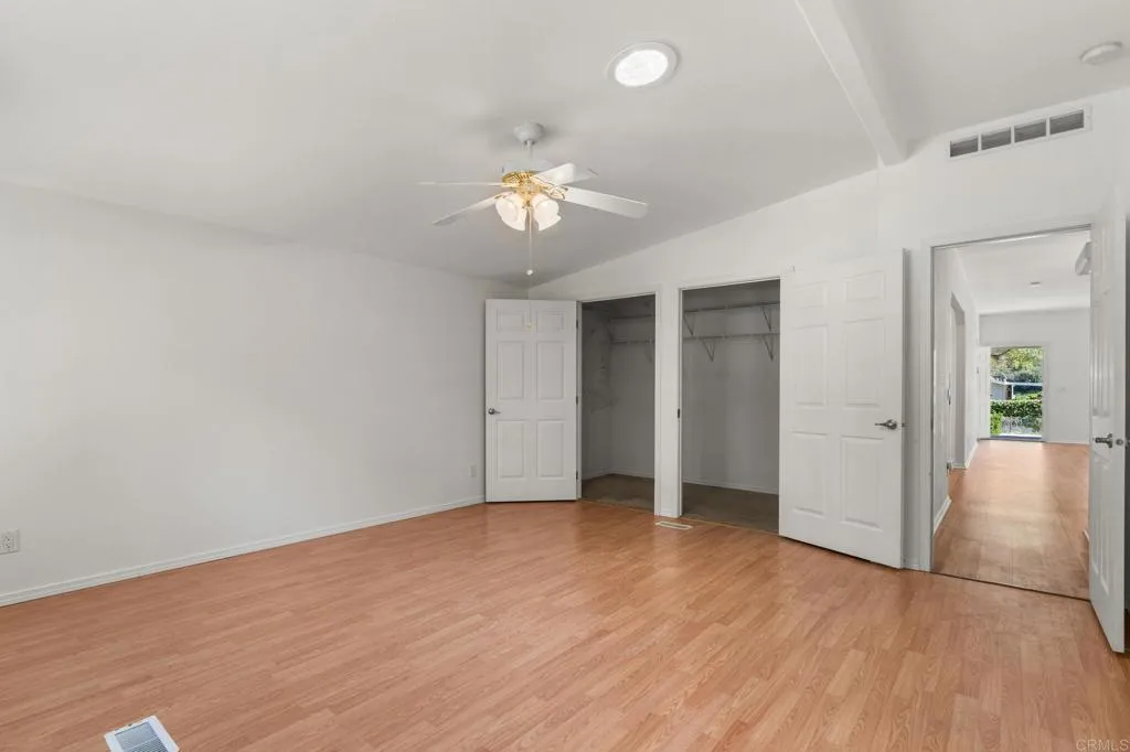 https://cdn.realtyfeed.com/cdn/127/306759013/efe05e4f92e998a14450be0adffe4607.webp