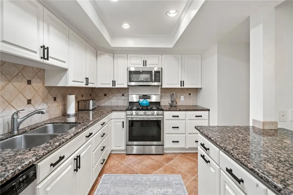 1418 26th, Santa Monica, CA 90404 - Photo 4 of 18, Santa Monica, CA