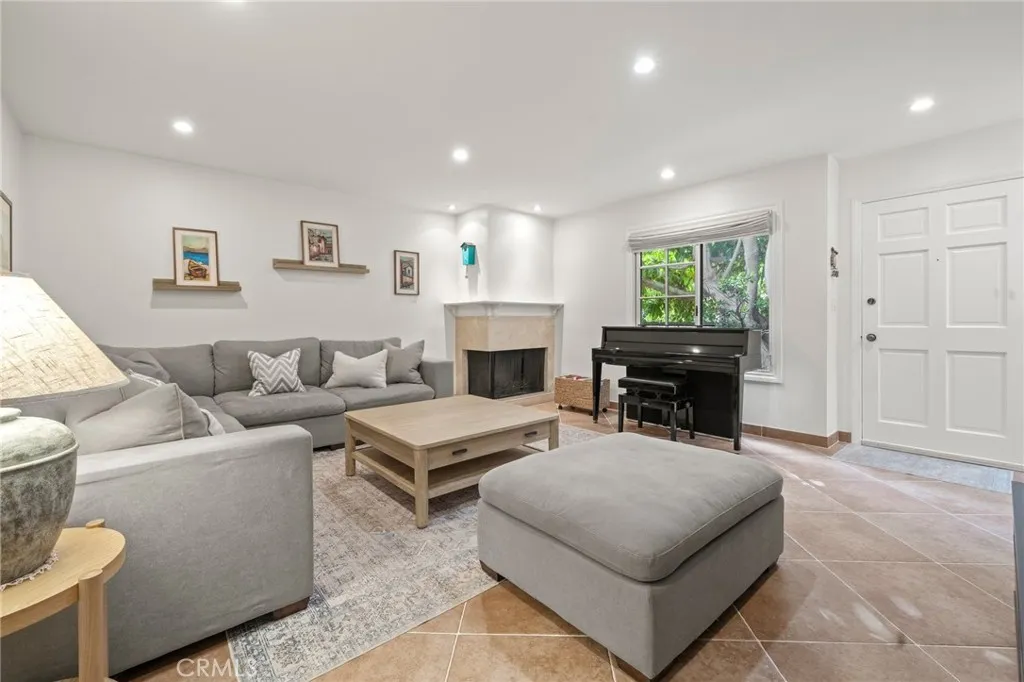 1418 26th, Santa Monica, CA 90404 - Photo 2 of 18, Santa Monica, CA