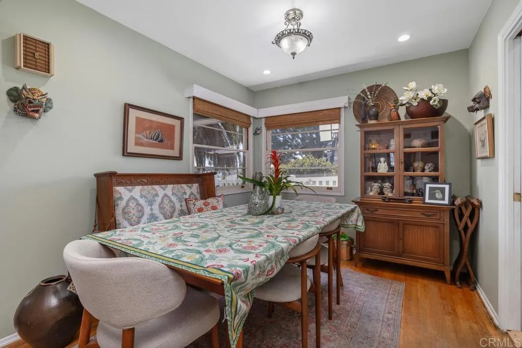 https://cdn.realtyfeed.com/cdn/127/306759102/827d7519a0753b369649bbe95905a377.webp