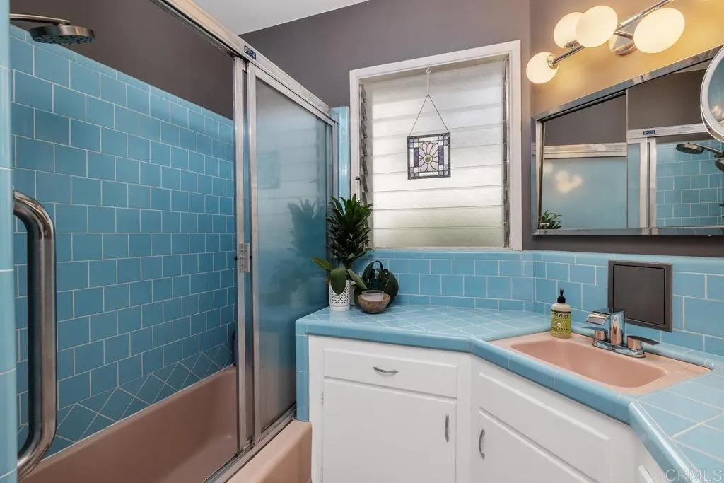 https://cdn.realtyfeed.com/cdn/127/306759102/a4269fe2b75af3e2d998b331822315c7.webp