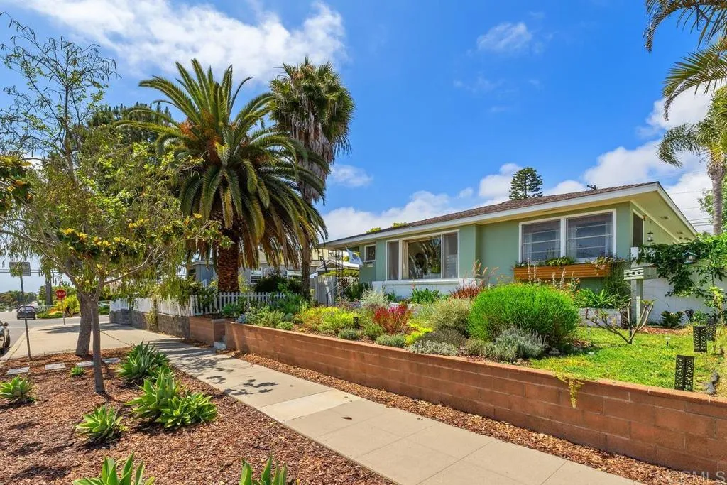 https://cdn.realtyfeed.com/cdn/127/306759102/ee0011debe99f964870ff31a7644526d.webp
