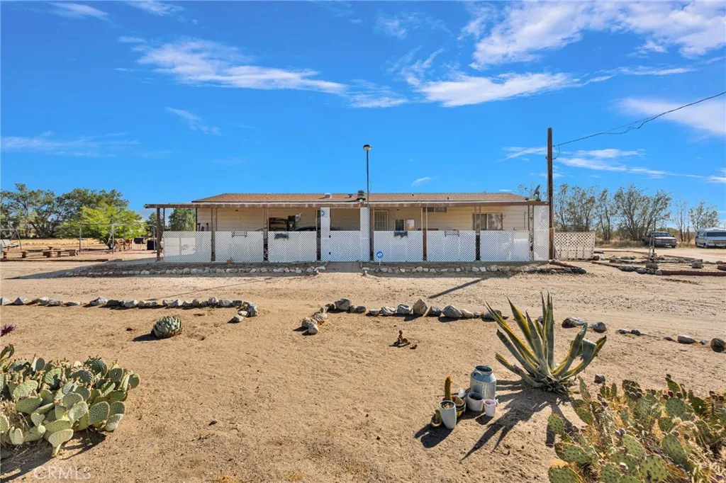14030 Rapture, Phelan, CA 92371 - Photo 4 of 58, Phelan, CA