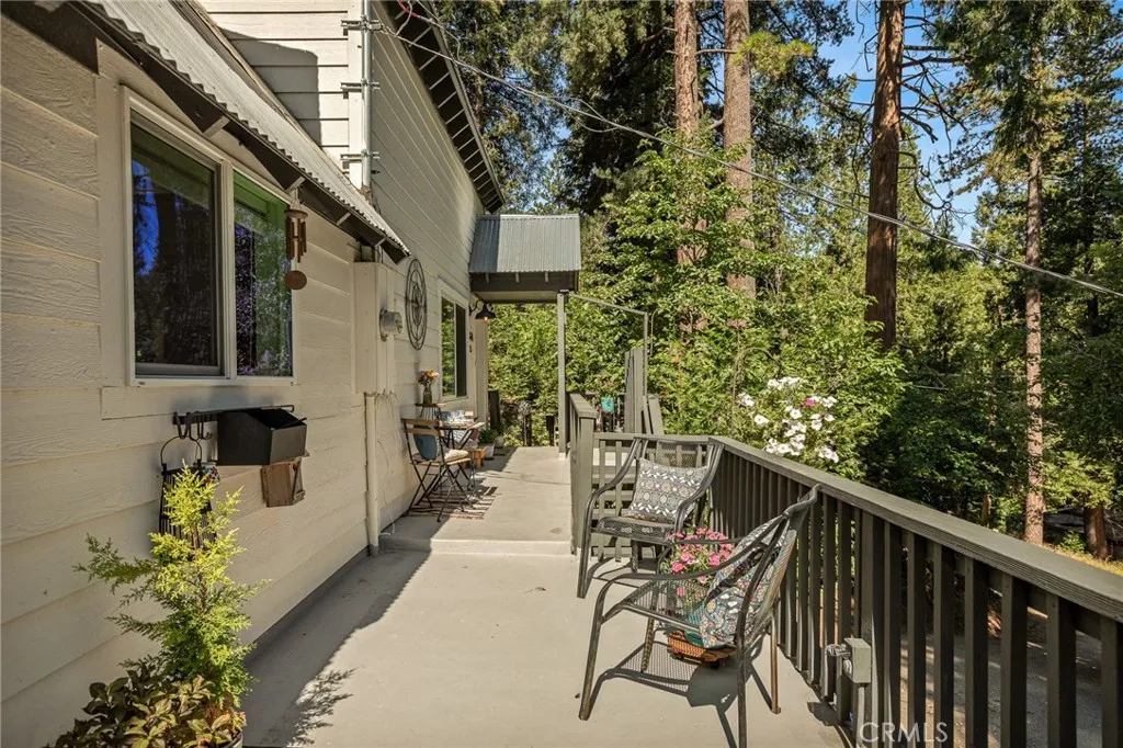 660 Spring Drive, Crestline, CA 92325 - Photo 3 of 36, Crestline, CA