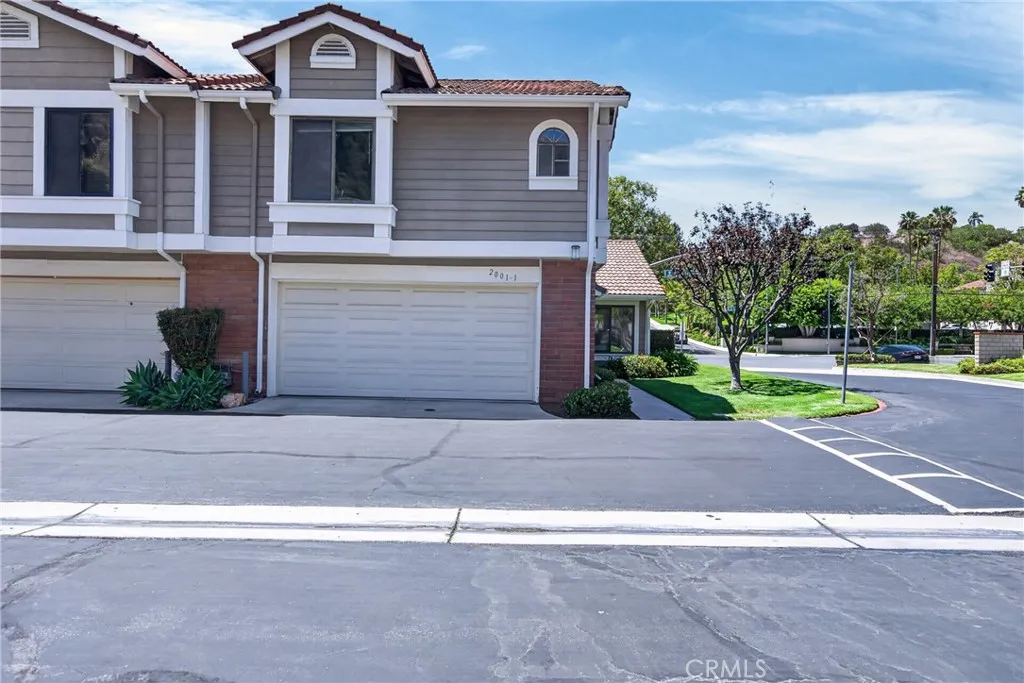 2001 Silver Hawk Unit 1, Diamond Bar, CA 91765 - Photo 2 of 30, Diamond Bar, CA