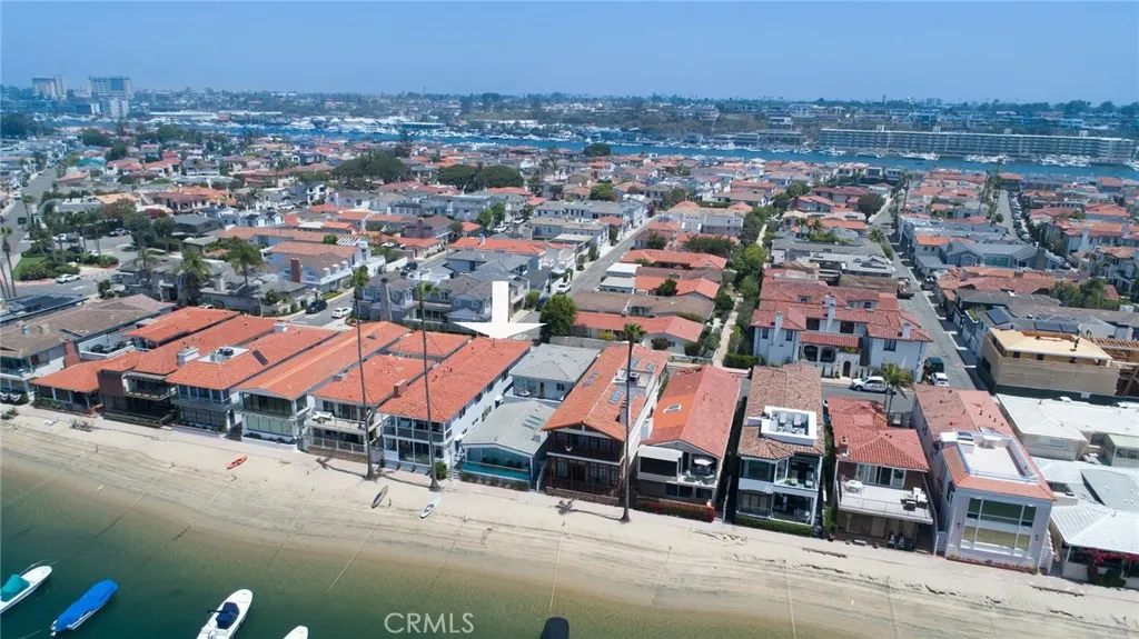 439 Via Lido Soud, Newport Beach, CA 92663 - Photo 5 of 22, Newport Beach, CA