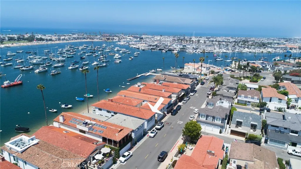 439 Via Lido Soud, Newport Beach, CA 92663 - Photo 3 of 22, Newport Beach, CA