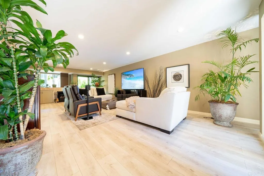 https://cdn.realtyfeed.com/cdn/127/306759145/65c3a78922da08bf0629e09f873f091f.webp