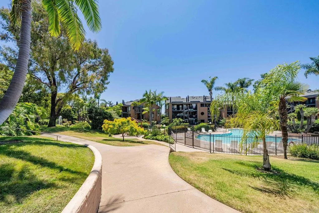https://cdn.realtyfeed.com/cdn/127/306759145/6a09be352af85db0b2435ae47890d4b3.webp