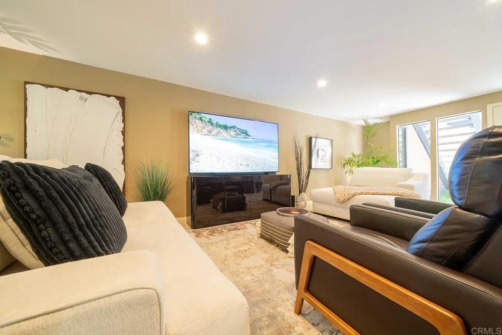 https://cdn.realtyfeed.com/cdn/127/306759145/b071d22ff41d079e727a1d4346e29d3c.webp