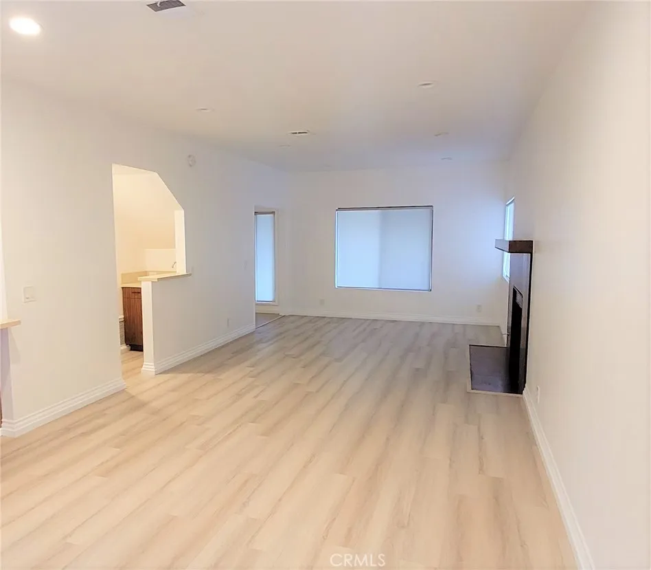 23310 Weller Place, Woodland Hills, CA 91367 - Photo 5 of 16, Woodland Hills, CA