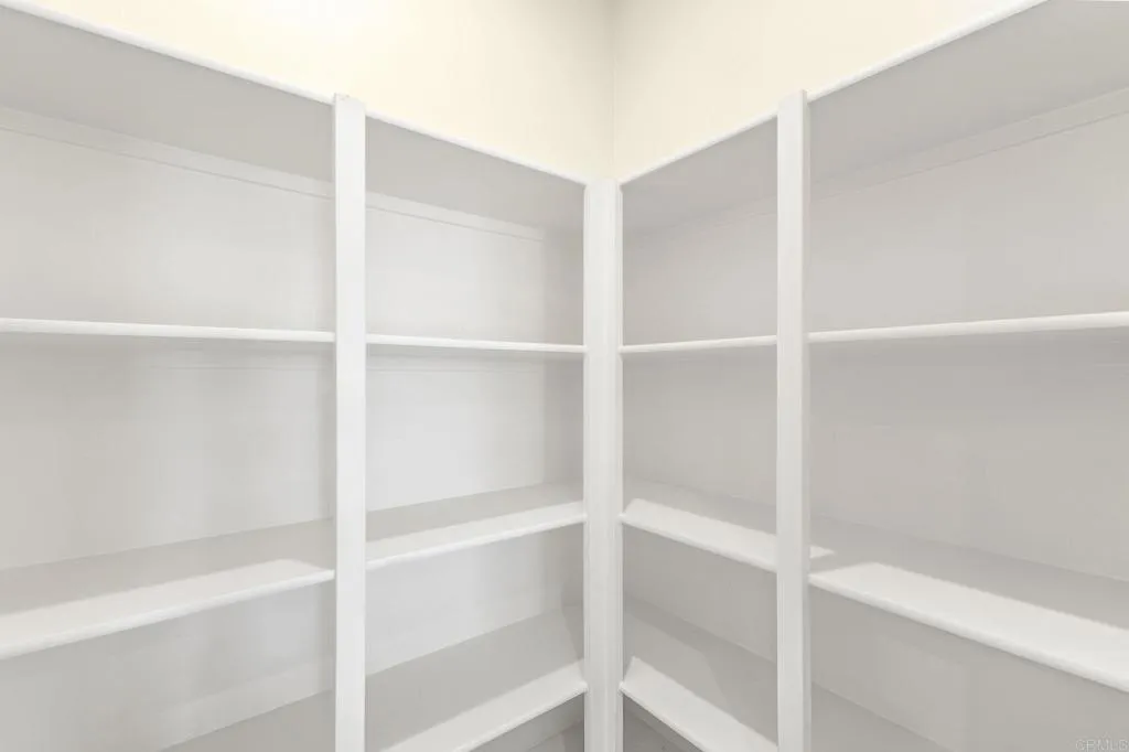 https://cdn.realtyfeed.com/cdn/127/306759179/c60db52ec3aa6680f627866aa75e73d1.webp