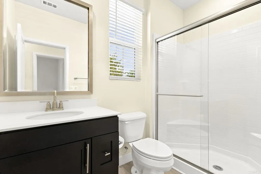 https://cdn.realtyfeed.com/cdn/127/306759179/f348eba5c9a99cf274e4d3b41200ff7c.webp
