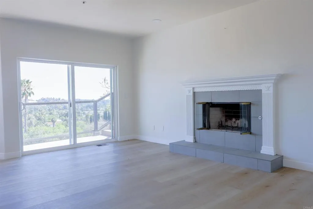https://cdn.realtyfeed.com/cdn/127/306759181/4fb873763708184d36a265b5e9ed1488.webp