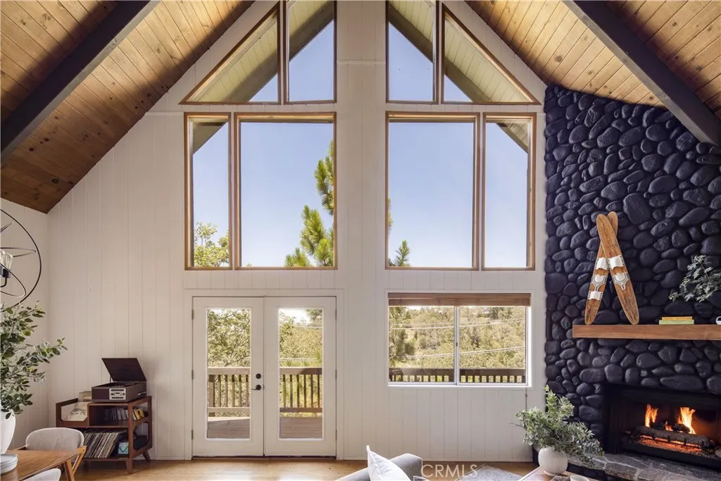 1255 Yukon Drive, Lake Arrowhead, CA 92352 - Main photo, Lake Arrowhead, CA
