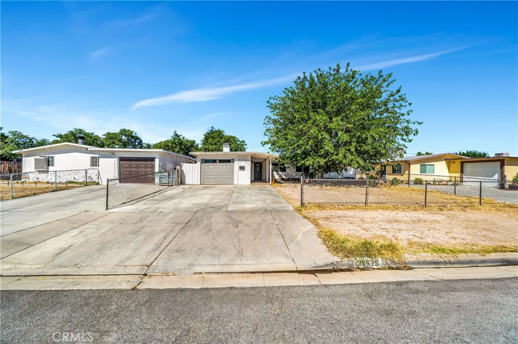 38625 Sumac, Palmdale, CA 93550 - Photo 3 of 28, Palmdale, CA