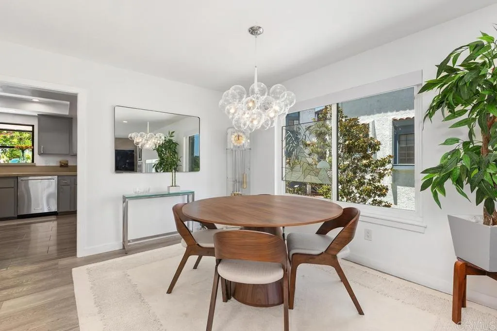 https://cdn.realtyfeed.com/cdn/127/306759193/b72a7f790e9af77551a367c06af2c384.webp