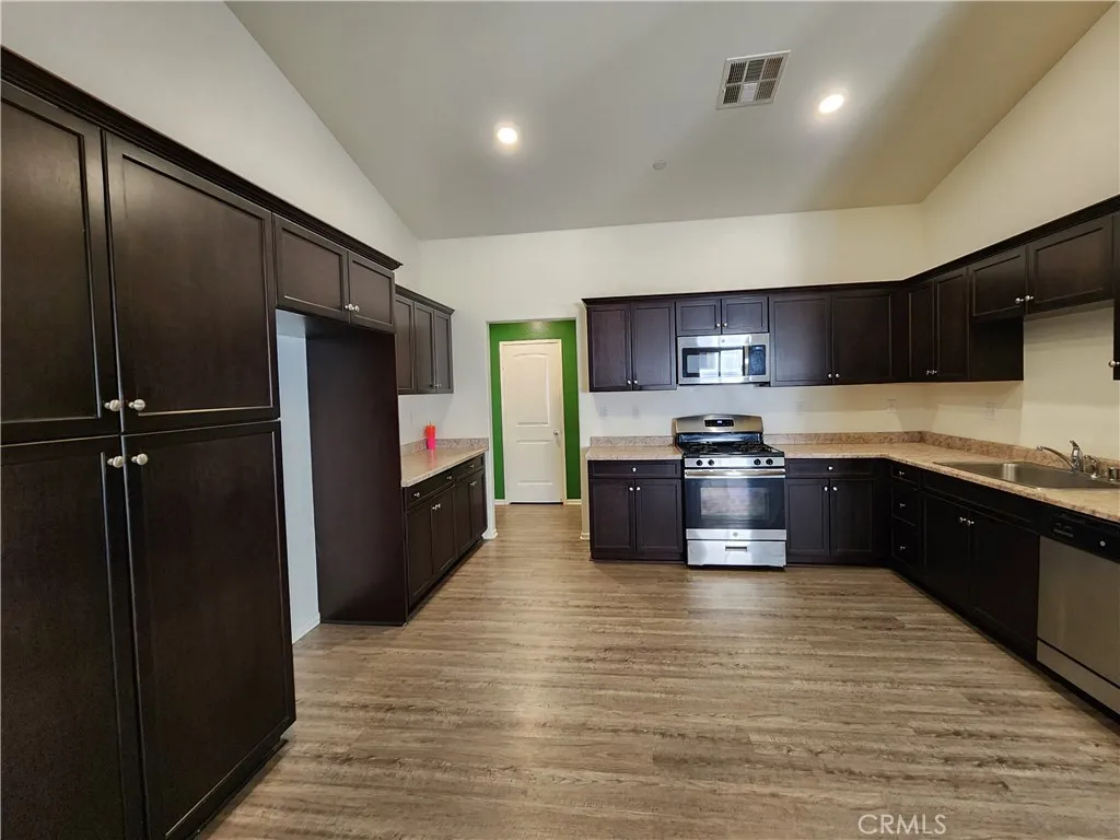 1223 Pardee, San Jacinto, CA 92582 - Photo 4 of 29, San Jacinto, CA