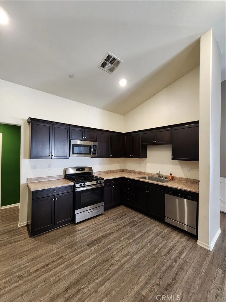 1223 Pardee, San Jacinto, CA 92582 - Photo 3 of 29, San Jacinto, CA