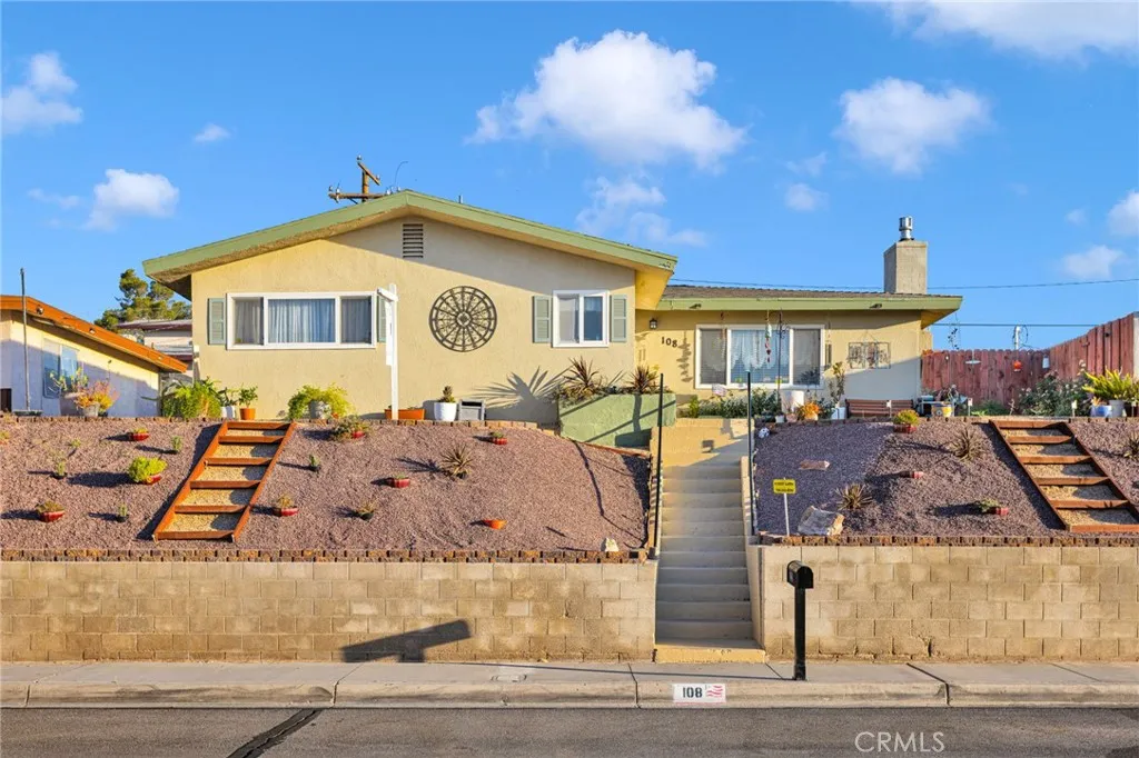108 W Desert View Drive, Barstow, CA 92311 - Photo 3 of 39, Barstow, CA