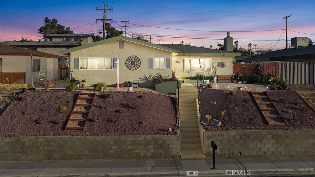 108 W Desert View Drive, Barstow, CA 92311 - Main photo, Barstow, CA