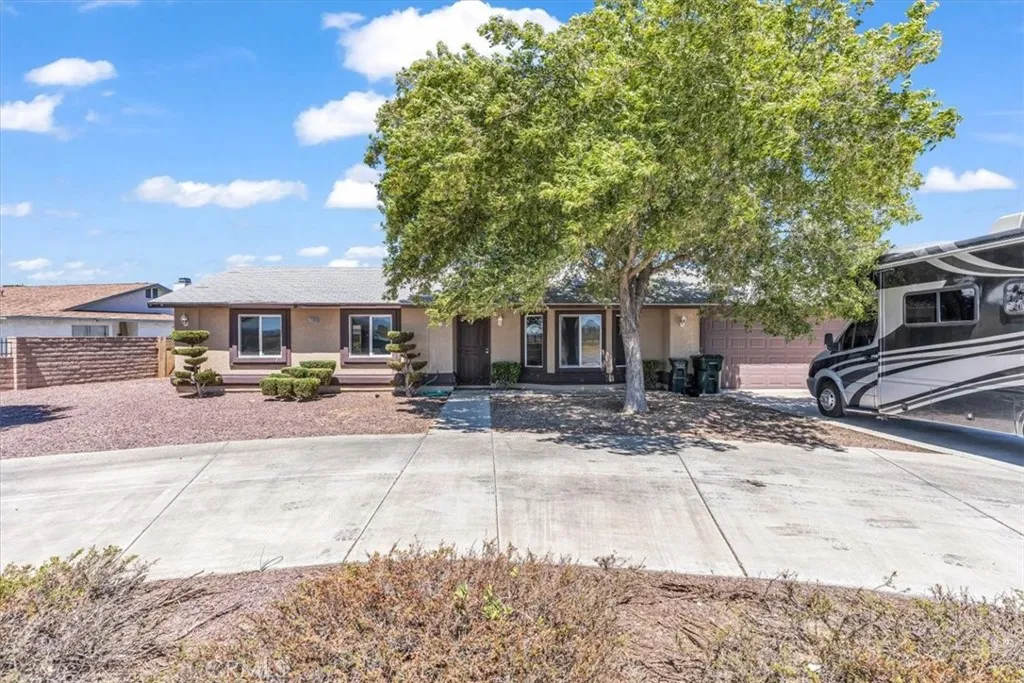 11183 Merino Avenue, Apple Valley, CA 92308 - Photo 2 of 19, Apple Valley, CA