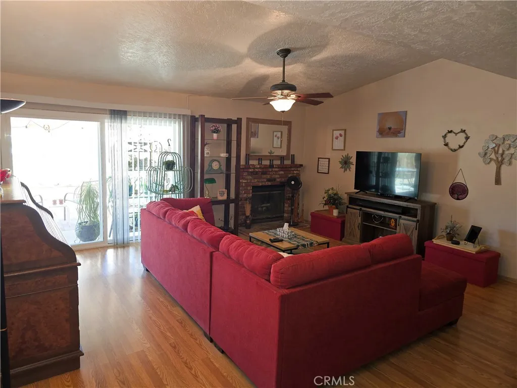 23911 Tahquitz, Apple Valley, CA 92307 - Photo 5 of 32, Apple Valley, CA