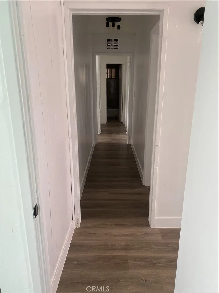 4180 118th Street Unit B, Hawthorne, CA 90250 - Photo 2 of 5, Hawthorne, CA