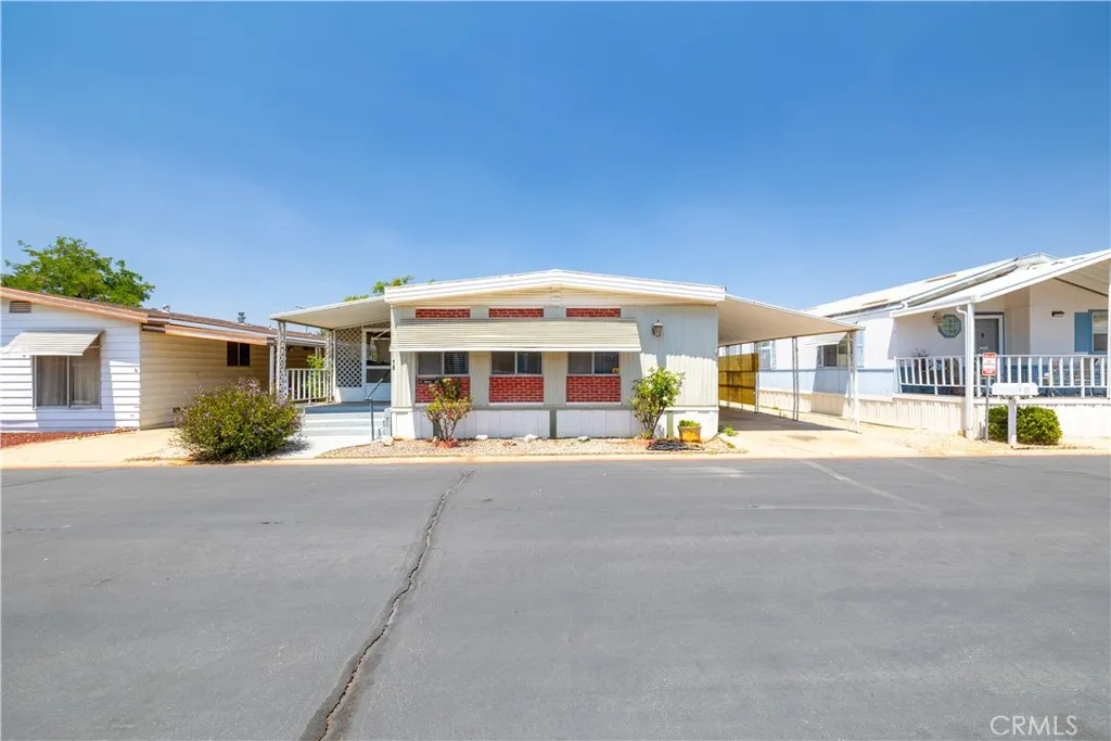 975 California, Calimesa, CA 92320 - Photo 2 of 34, Calimesa, CA