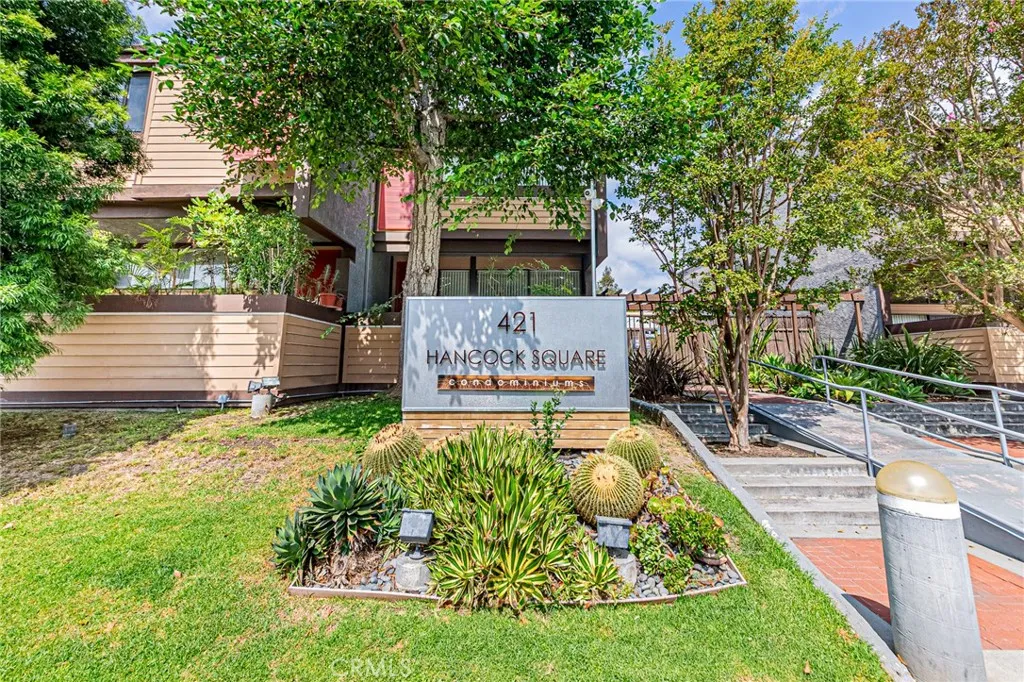 421 S Van Ness, Los Angeles, CA 90020 - Main photo, Los Angeles, CA