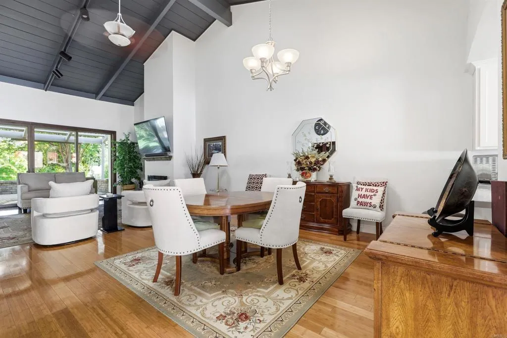 https://cdn.realtyfeed.com/cdn/127/306759290/0c344b714cba2a5302a2e464aa0be79c.webp