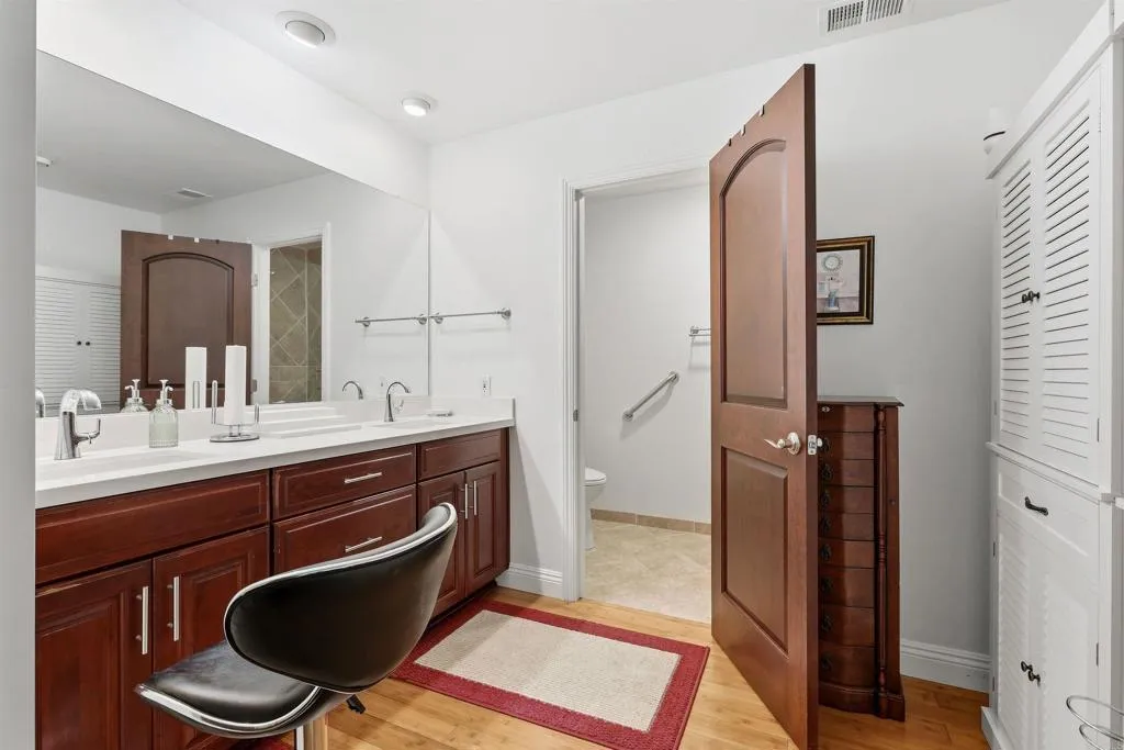 https://cdn.realtyfeed.com/cdn/127/306759290/5e3b8206f971369a1c8feb46690964ad.webp
